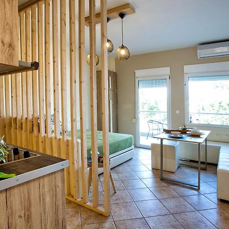 Golden Suites Ofrínion Eksteriør billede