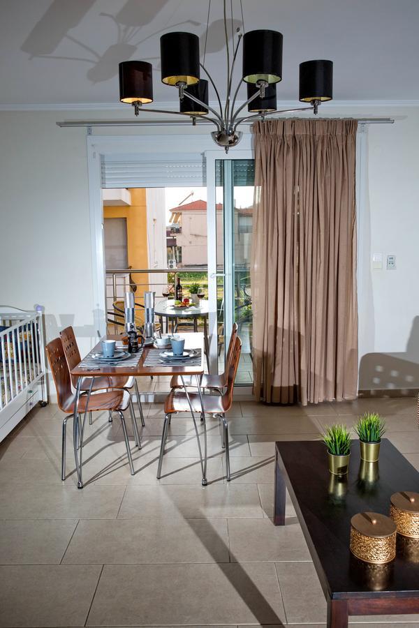 Golden Suites Ofrínion Eksteriør billede